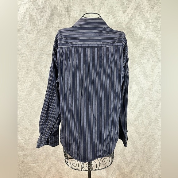 Linea Done navy striped button up size L - Picture 3 of 6